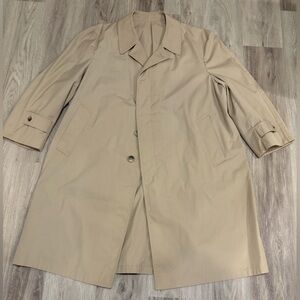 90’s Vintage Beige London Fog Trench Coat New York Street Style